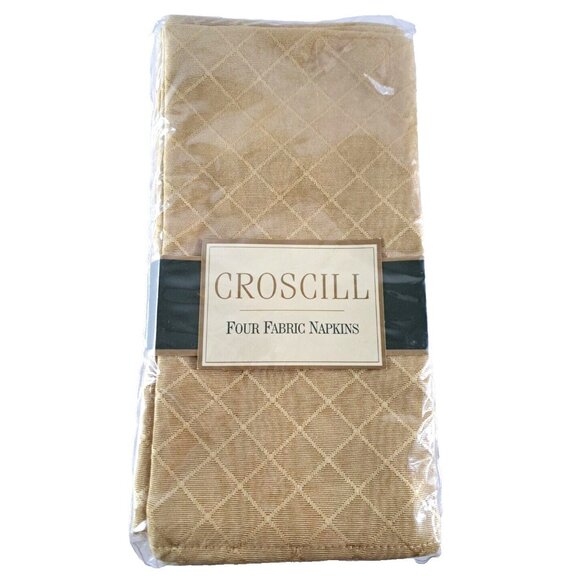 NEW NWT Croscill Napkins Gold Diamond Pattern Fancy Fine Dining Set Of 4 - Picture 1 of 3